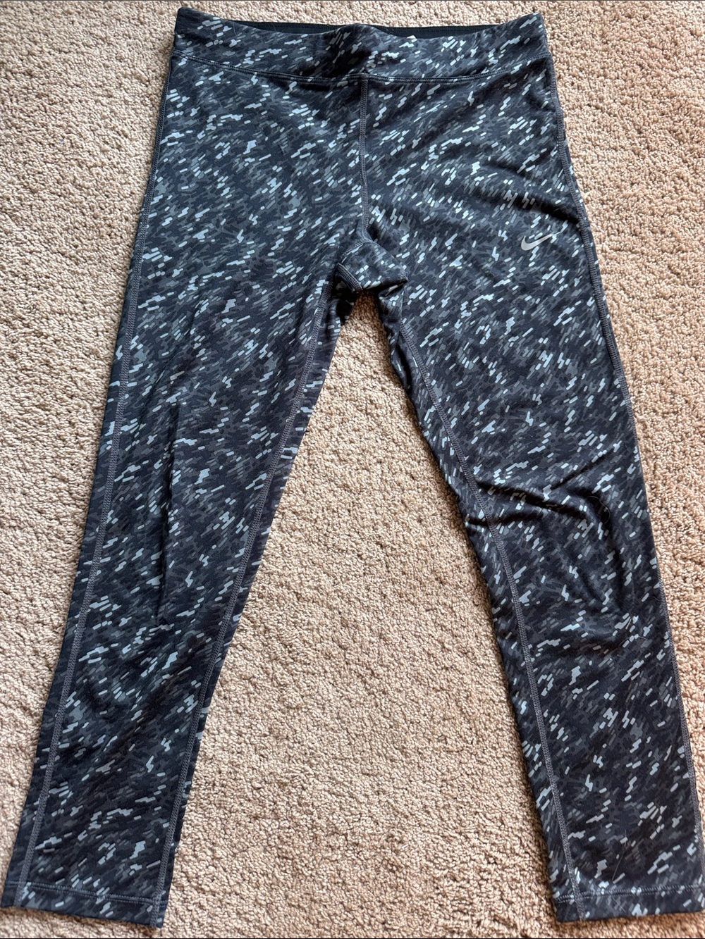 Nike Girls Black Heathered Performance Leggings